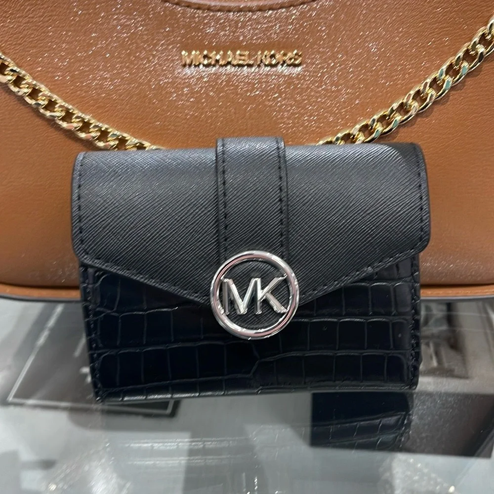 MICHAEL KORS CARMEN MEDIUM LOGO AND FAUX LEATHER WALLET BLACK NWT